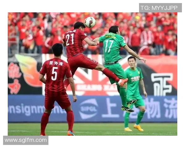 外滩足球明星阵容全解析及历史成就展示图表